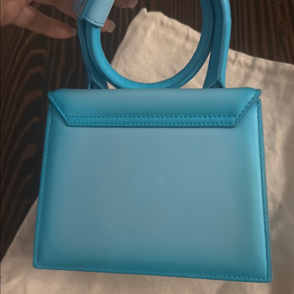 Jacquemus Blue Mini Bag with Geometric Design - Picture 2 of 4